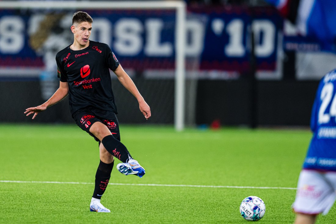 Fra debuten i Eliteserien mot Vålerenga i 2023.